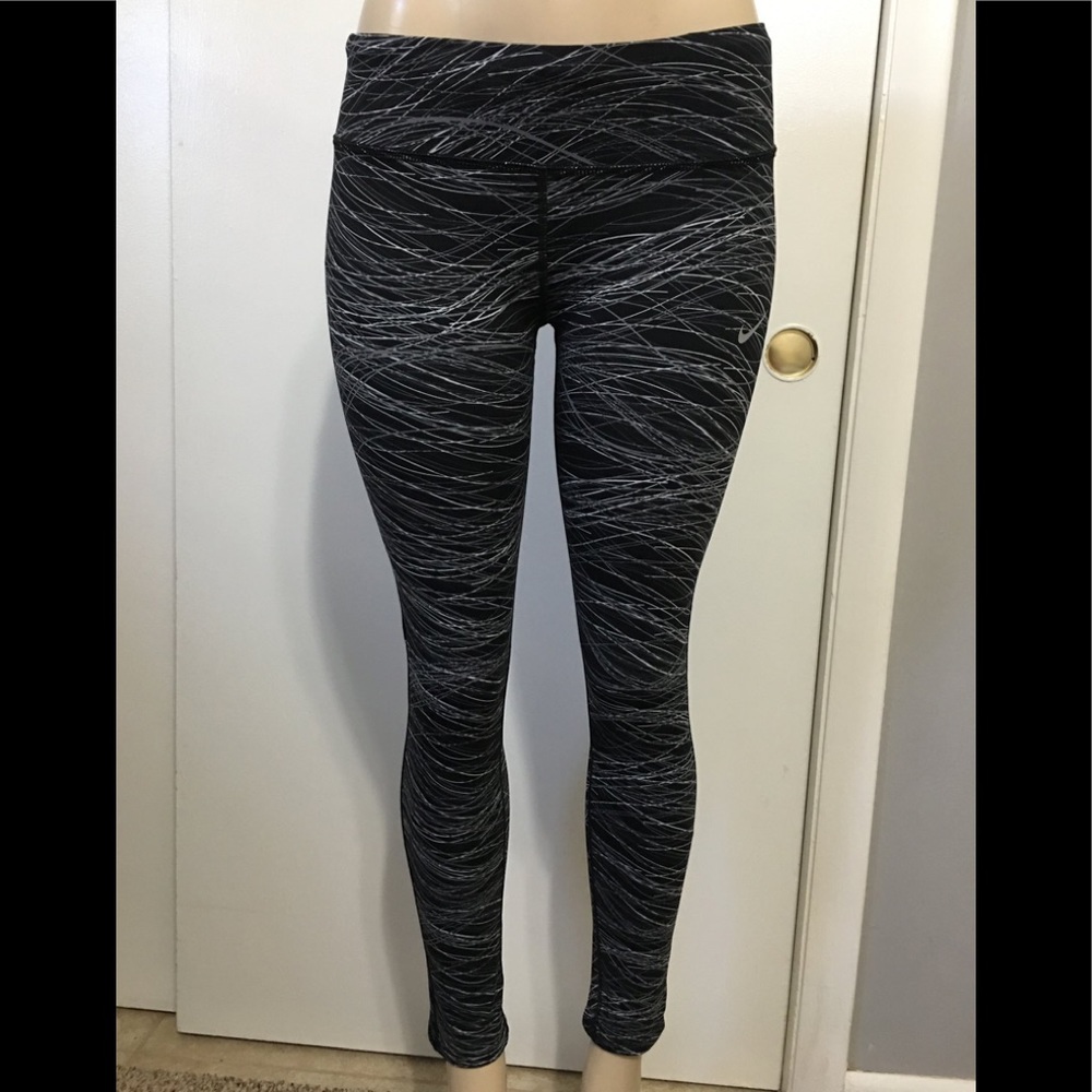 Women’s Nike full length size xl